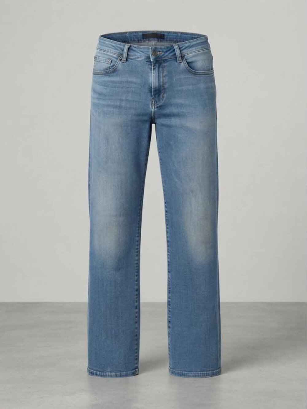 Lee Women's Blue Denim Bootcut Jeans Light Wash Casual Classic Fit size 9